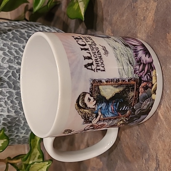 ALICE THROUGH THE LOOKING-GLASS Stratford Festival Ceramic Mug - Picture 2 of 10